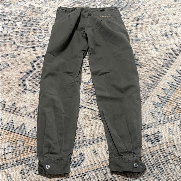 Pampero button ankle pants. Size waist 28” - Picture 2 of 6